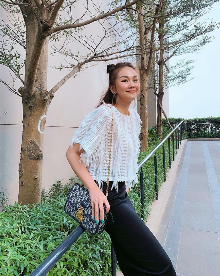 thời trang sao việt giữa dịch virus corona ảnh 5 thoi trang sao viet giua dich virus corona anh 5