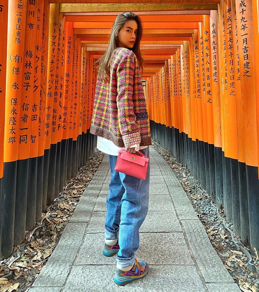 thời trang sao việt giữa dịch virus corona ảnh 3 thoi trang sao viet giua dich virus corona anh 3