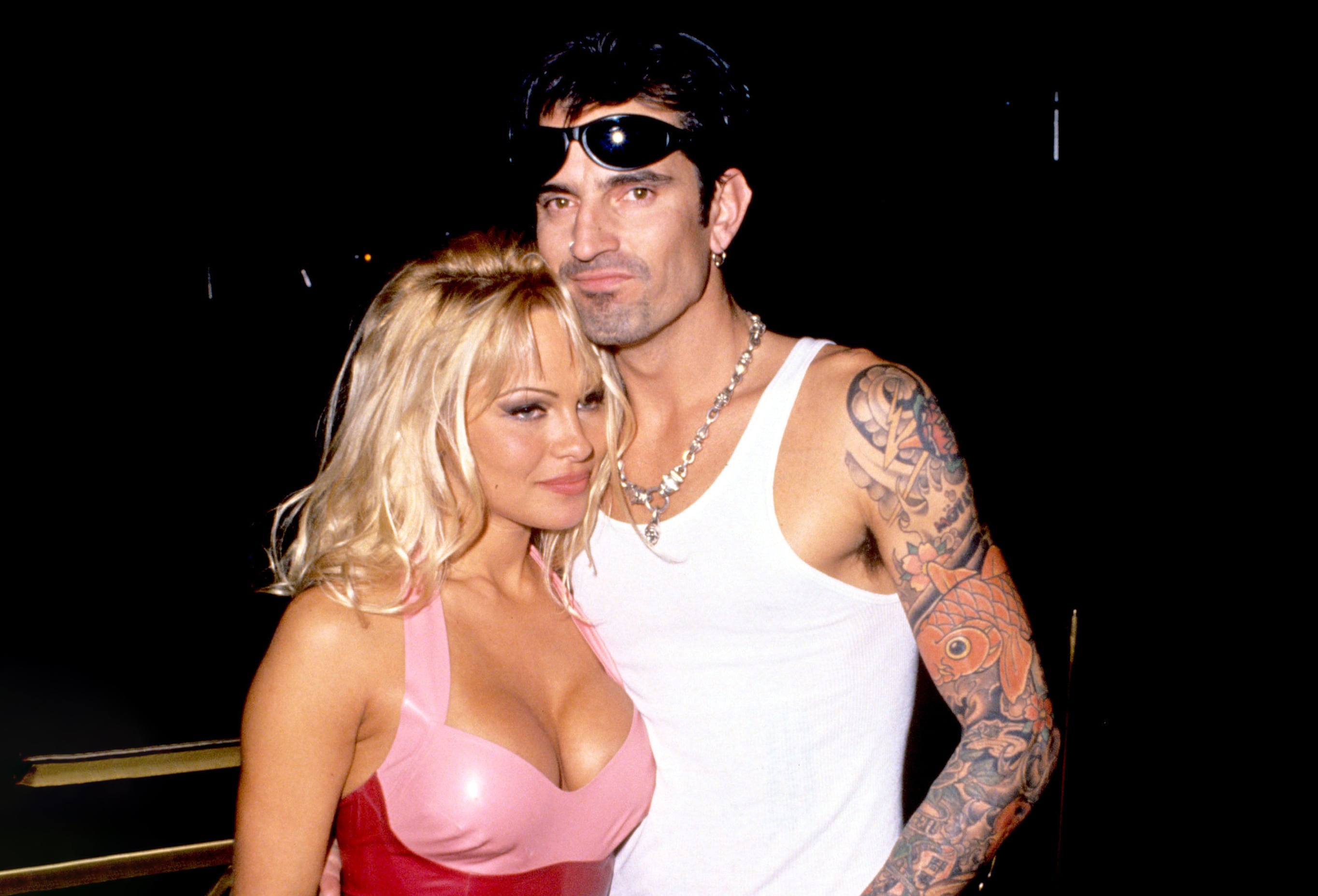 Danh sach nguoi tinh cua 'bom sex' Pamela Anderson hinh anh