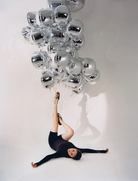 selena gomez khoe nguc anh 10