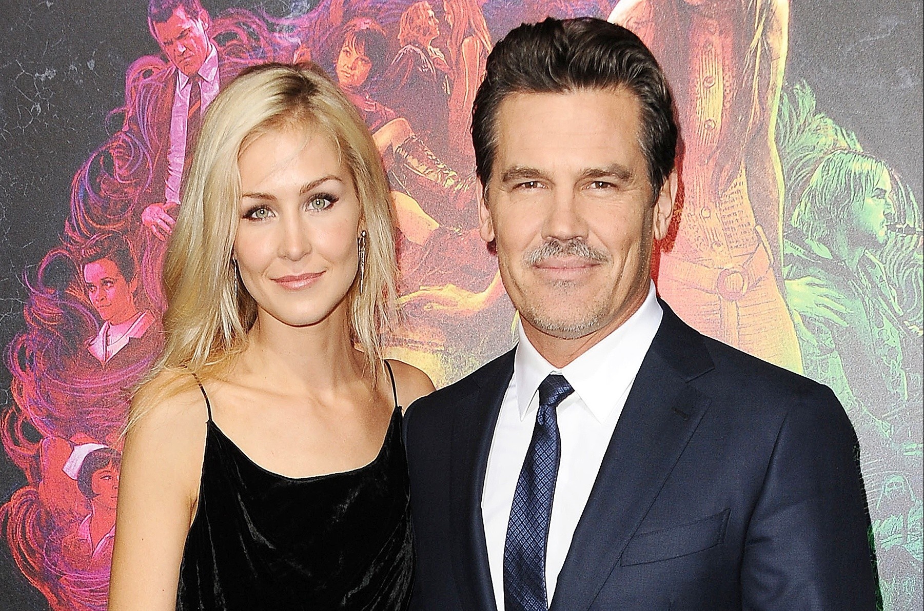 'Thanos' bi phan doi vi dang anh vo mac noi y hinh anh