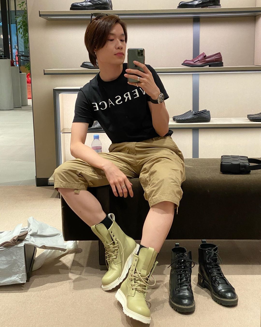 quang trung mua hang hieu anh 2