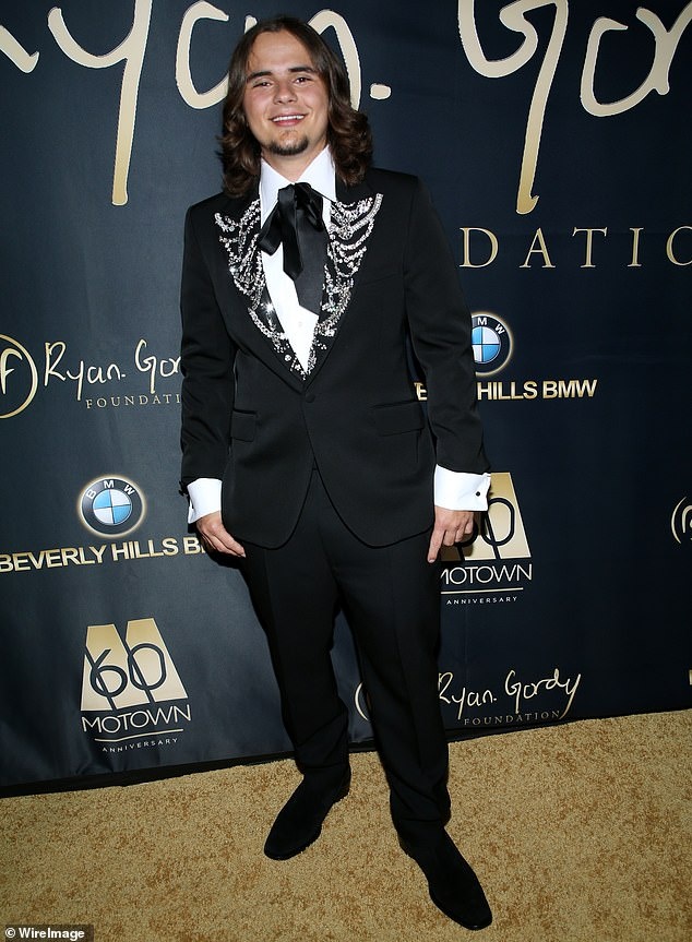 con trai ca cua michael jackson anh 15