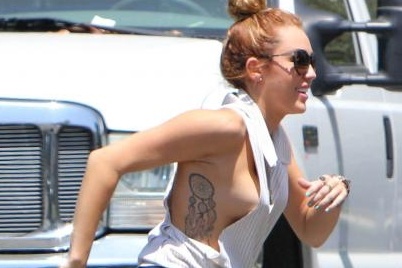 Miley Cyrus dang anh nhay cam hinh anh