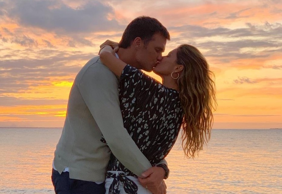 'Khi hen ho duoc 2 thang, anh thong bao ban gai cu mang bau' hinh anh