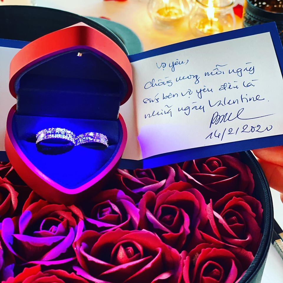 sao viet tang qua ban gai ngay Valentine anh 4