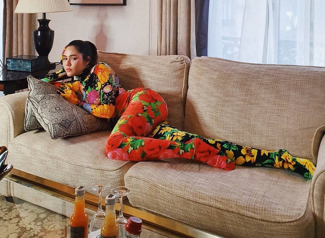 phong cach tre trung cua Araya Hargate anh 8