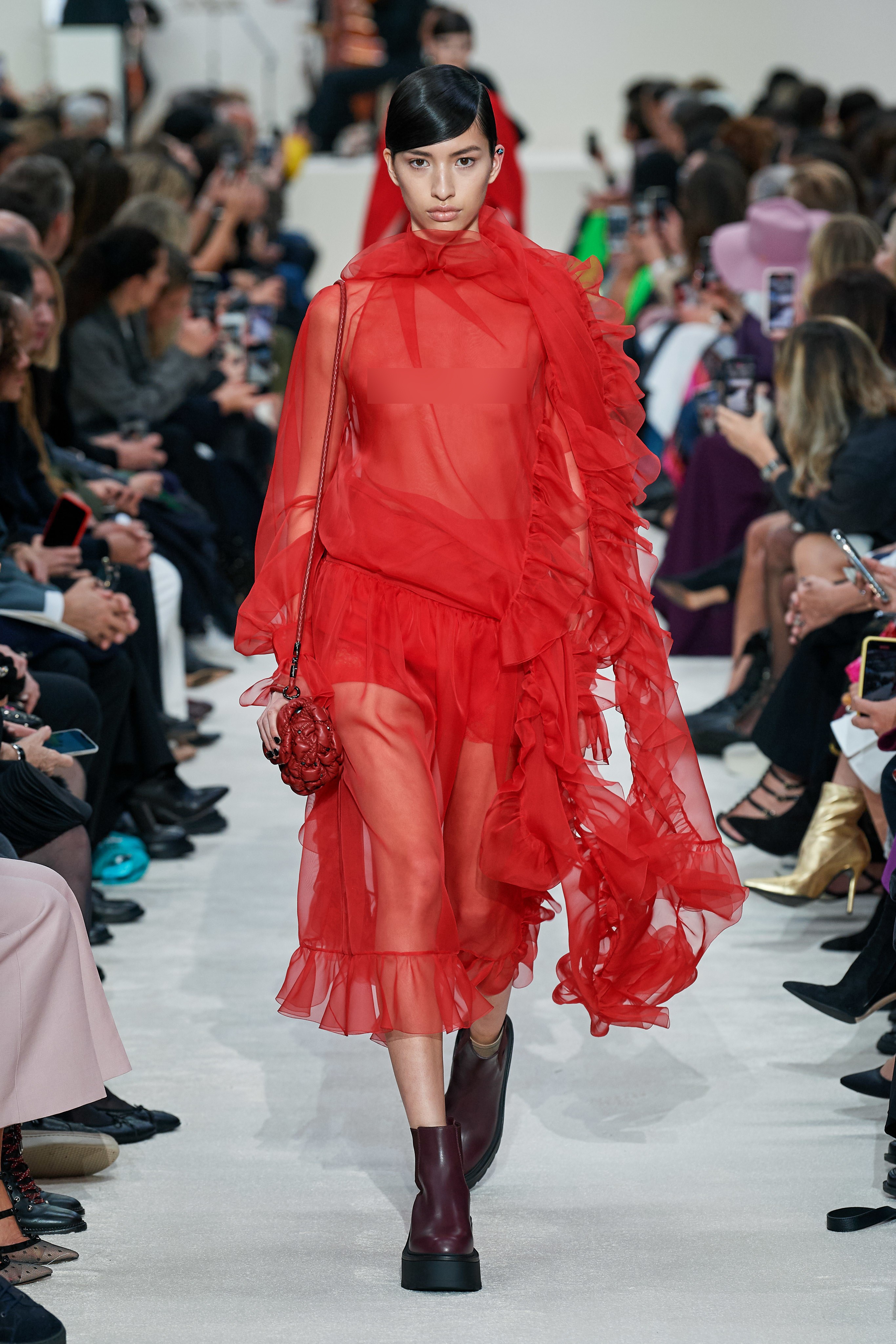 người mẫu ngực trần ảnh 9 nguoi mau nguc tran anh 9