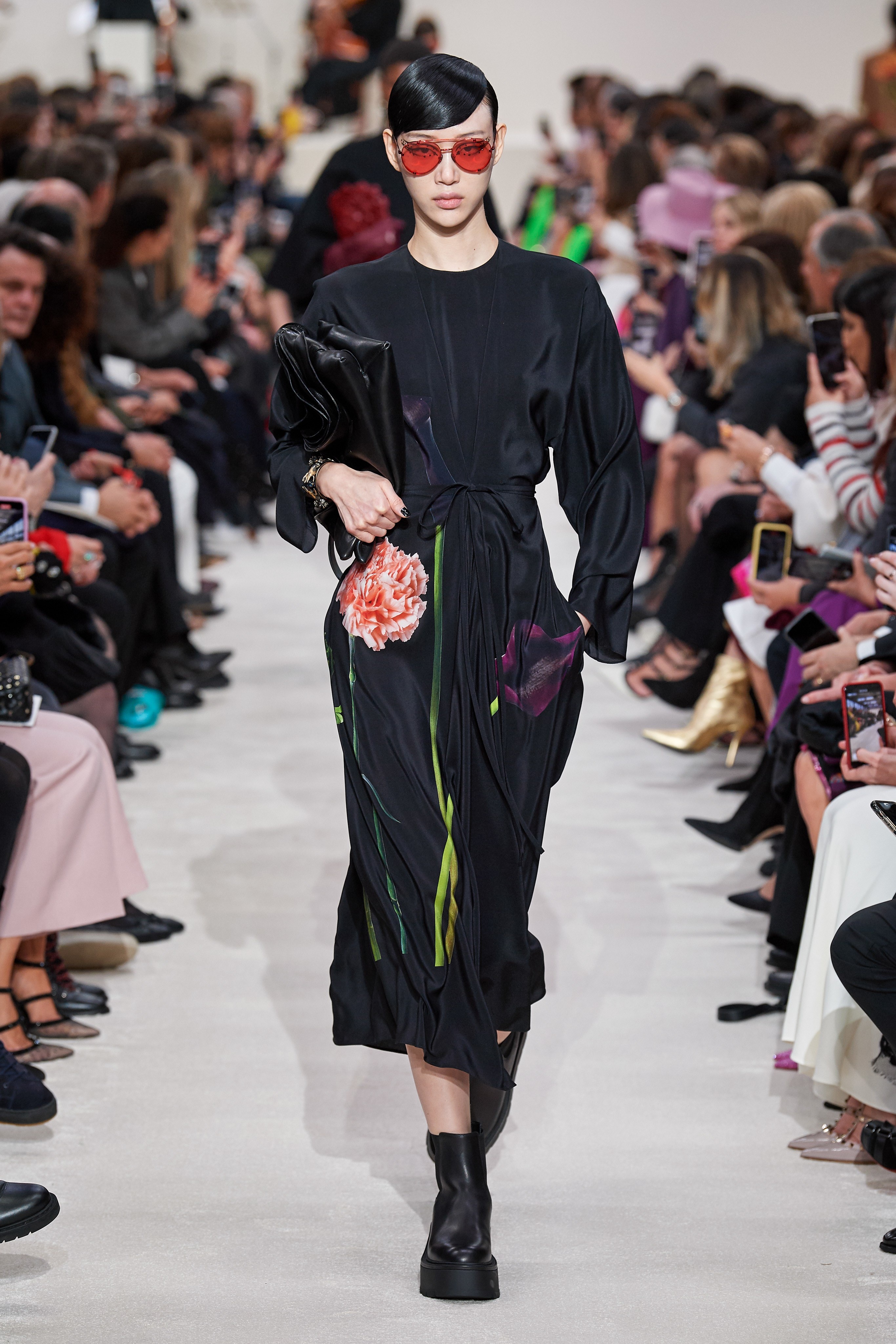 người mẫu ngực trần ảnh 8 nguoi mau nguc tran anh 8