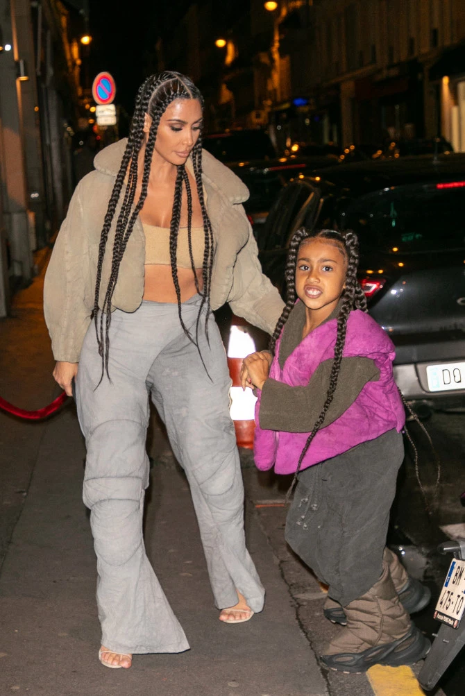 Kim Kardashian chiem dung van hoa anh 2