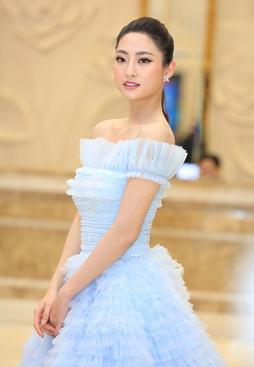 sao viet dung hang moi nhat anh 15