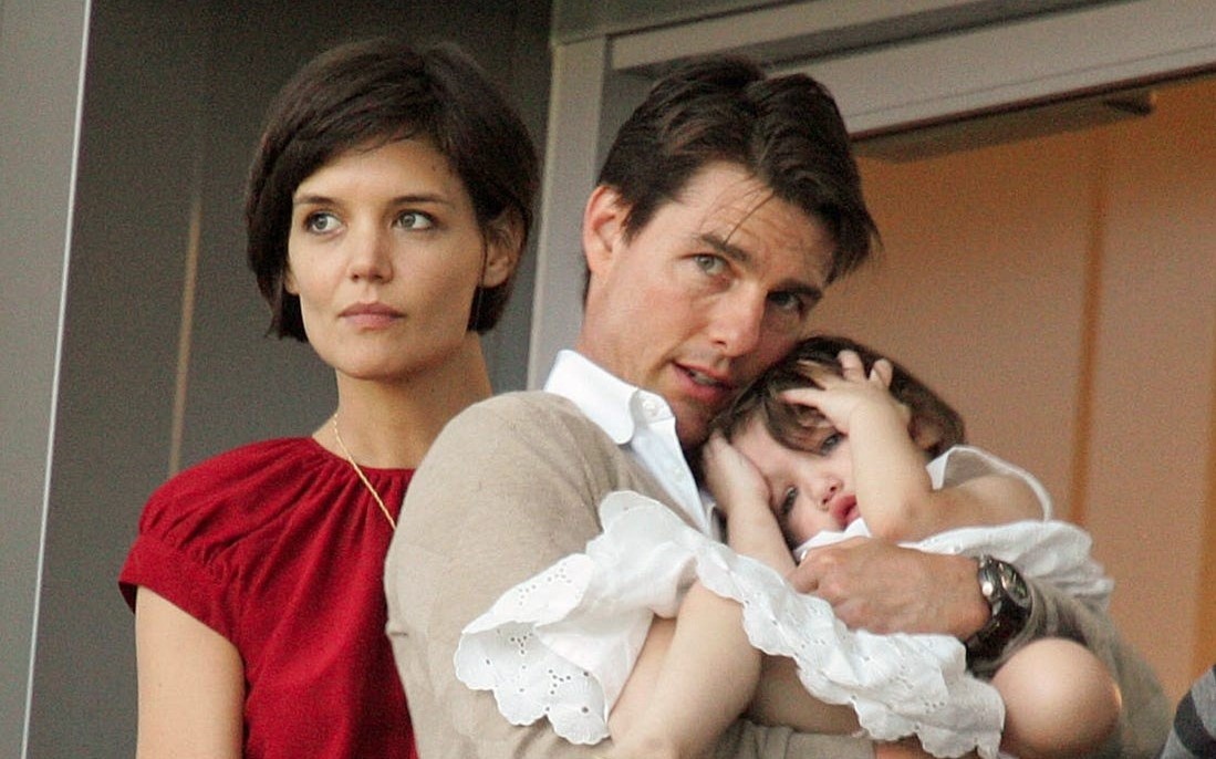 Katie Holmes hiem hoi noi ve cuoc hon nhan voi Tom Cruise hinh anh