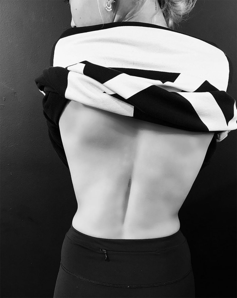 hinh xam cua hailey bieber anh 5