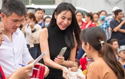 Thuy Tien thong bao quyen gop duoc 12 ty dong hinh anh