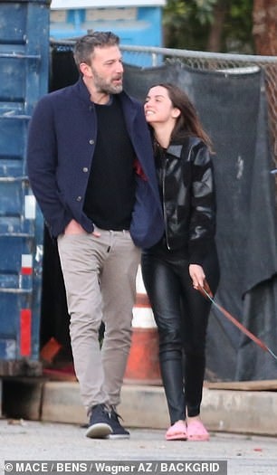 ben affleck khoa moi ban gai anh 4