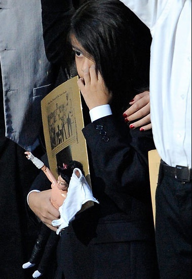 con trai út michael jackson ảnh 3 con trai ut michael jackson anh 3