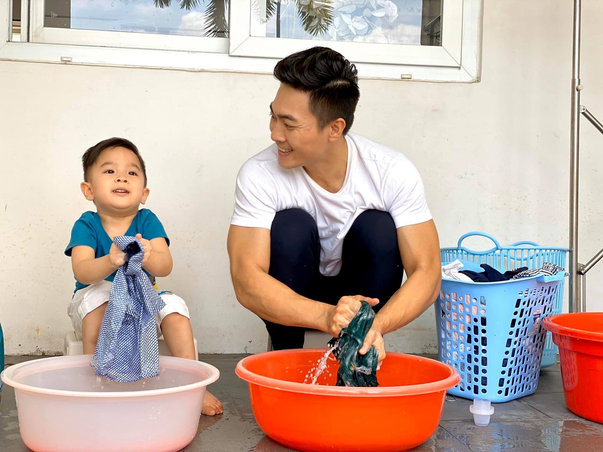 sao Viet day con mua dich anh 1