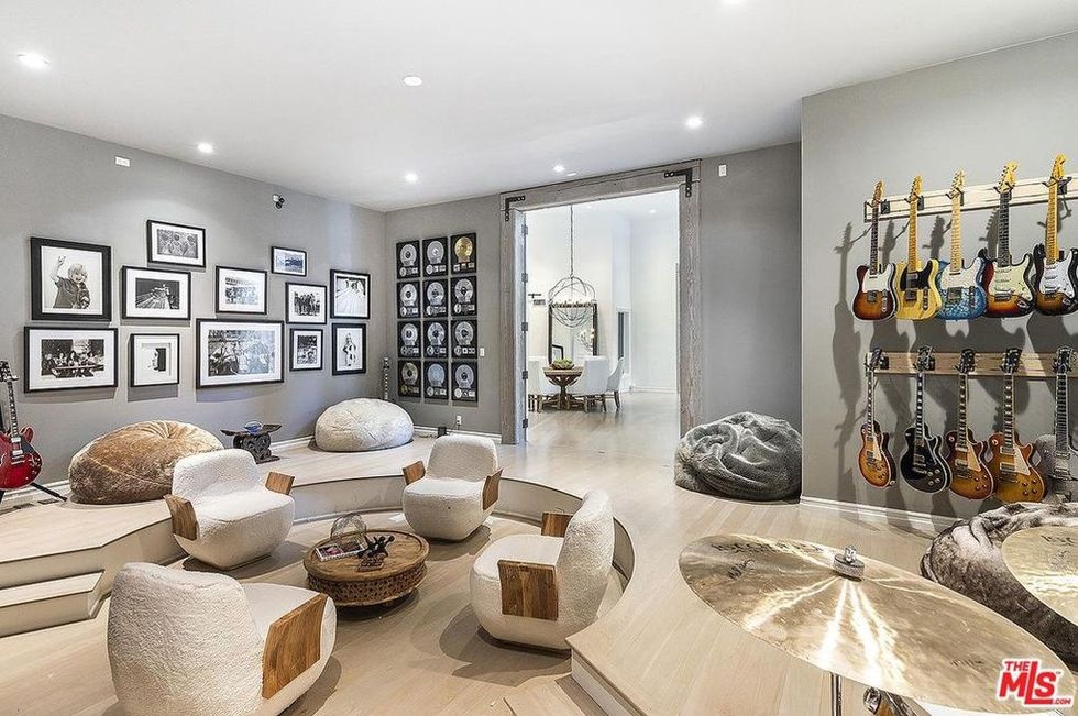 biet thu cua selena gomez anh 4