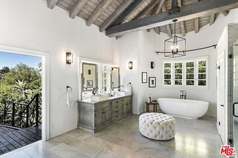 biet thu cua selena gomez anh 7