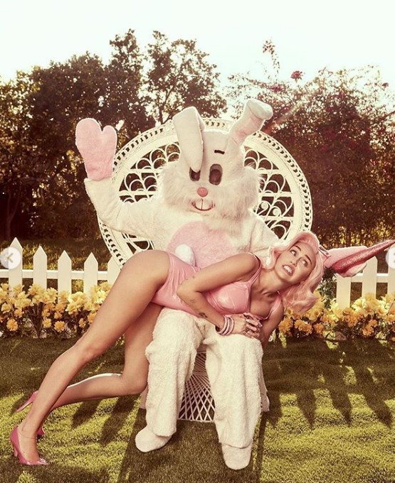 sao Hollywood mặc gợi cảm lễ phục sinh ảnh 6 sao Hollywood mac goi cam le phuc sinh anh 6