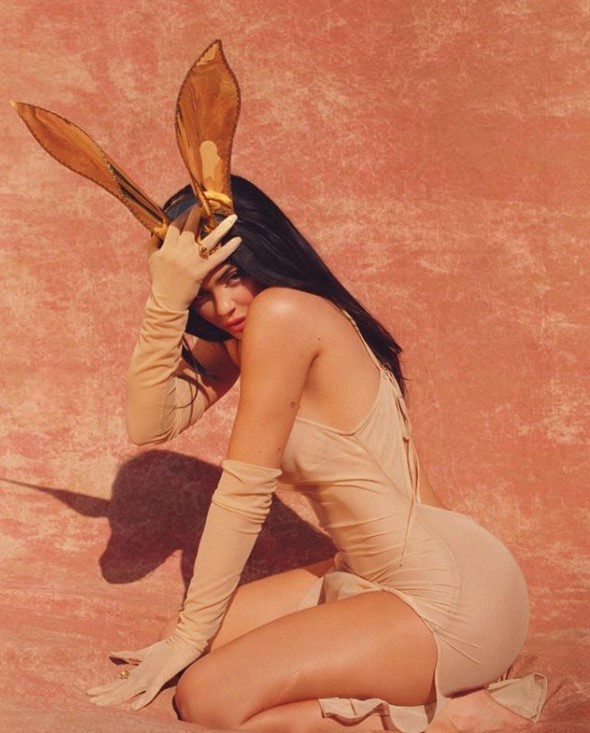 sao Hollywood mặc gợi cảm lễ phục sinh ảnh 2 sao Hollywood mac goi cam le phuc sinh anh 2