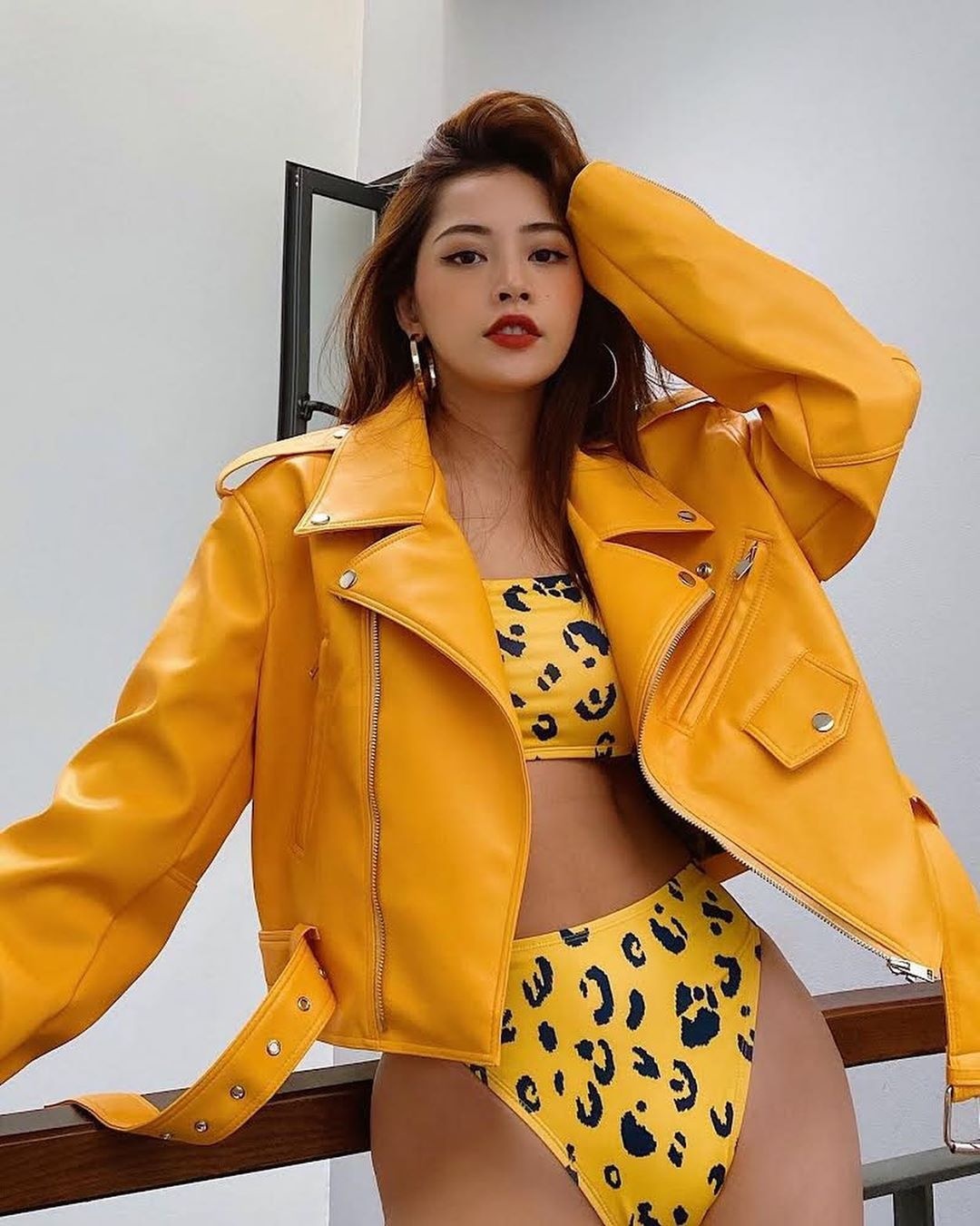 mỹ nhân việt chưng diện khi cách ly ảnh 3 my nhan viet chung dien khi cach ly anh 3