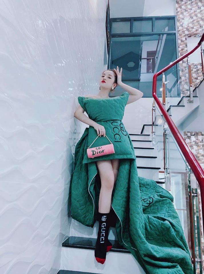 sao viet lay tui giay lam trang phuc anh 12