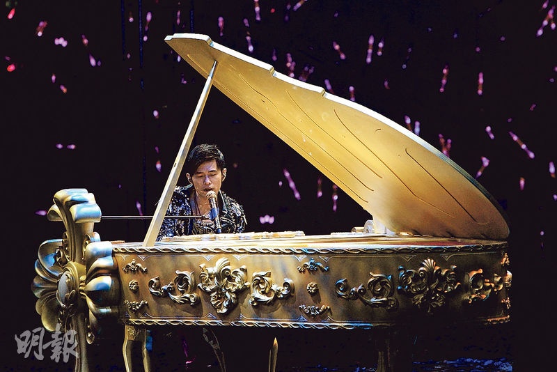 Chau Kiet Luan hanh phuc ben vo con anh 1