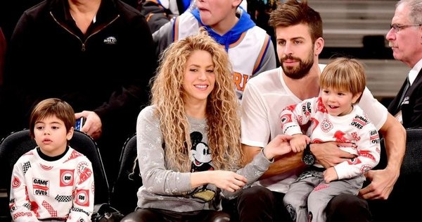 Shakira va ban trai Gerard Pique anh 9