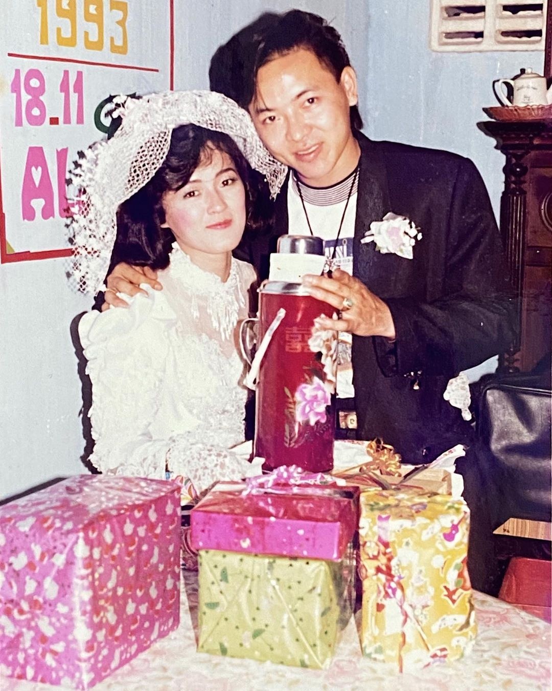 angela phương trinh khoe ảnh ba mẹ ảnh 2 angela phuong trinh khoe anh ba me anh 2