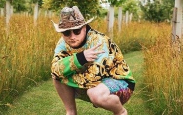 Giong ca 'Shape of You' ve que trong rau, nuoi ga hinh anh