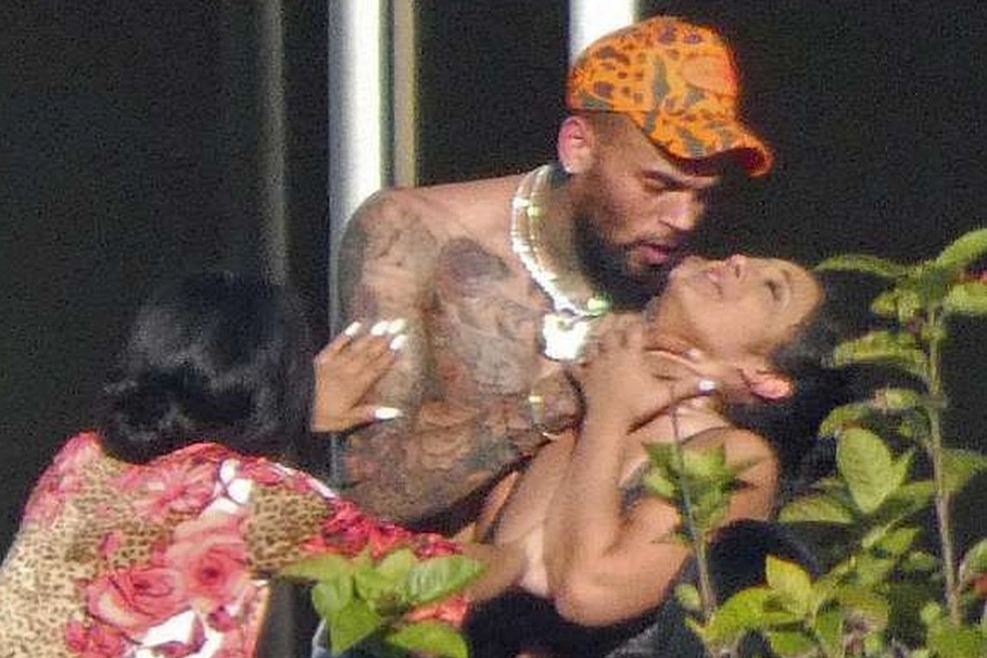 Chris Brown - ngoi sao tra gia dat cho thoi con do hinh anh