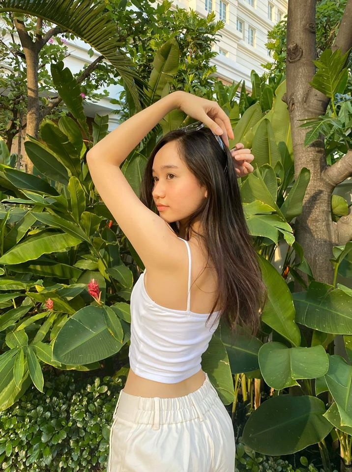 trúc anh gợi cảm sau mắt biếc ảnh 1 truc anh goi cam sau mat biec anh 1