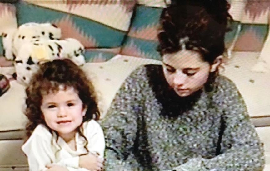 Selena Gomez, Justin Bieber dang anh thoi tre cua me hinh anh