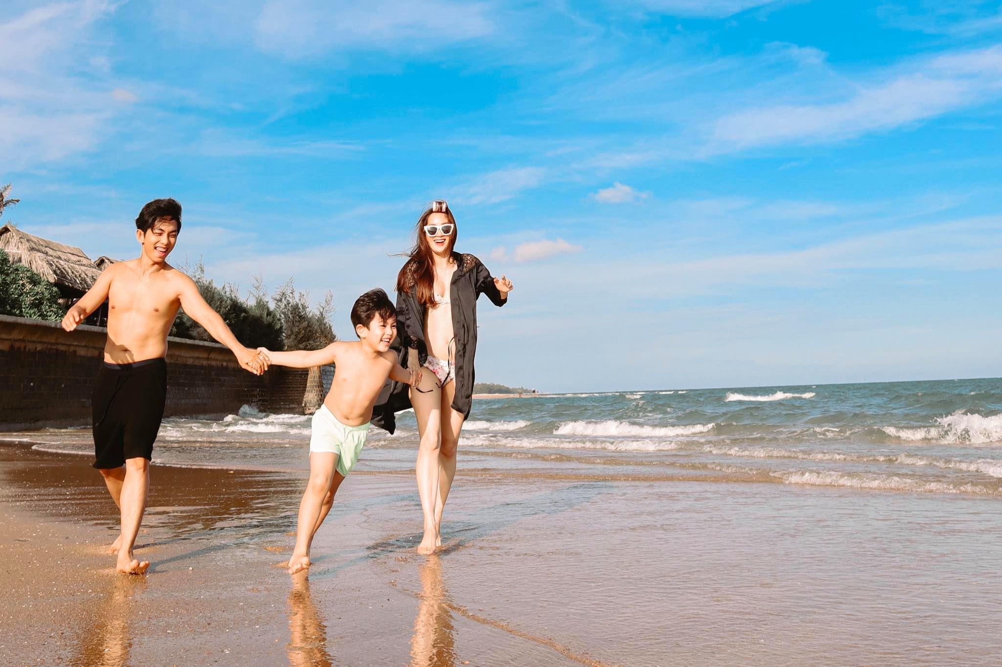 mai phuong thuy toc tien mac bikini anh 9