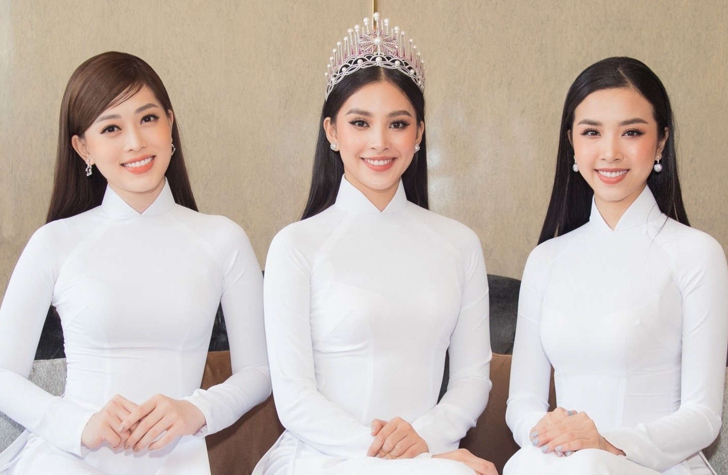 Tieu Vy, Luong Thuy Linh hoi ngo dan nguoi dep Hoa hau Viet Nam hinh anh