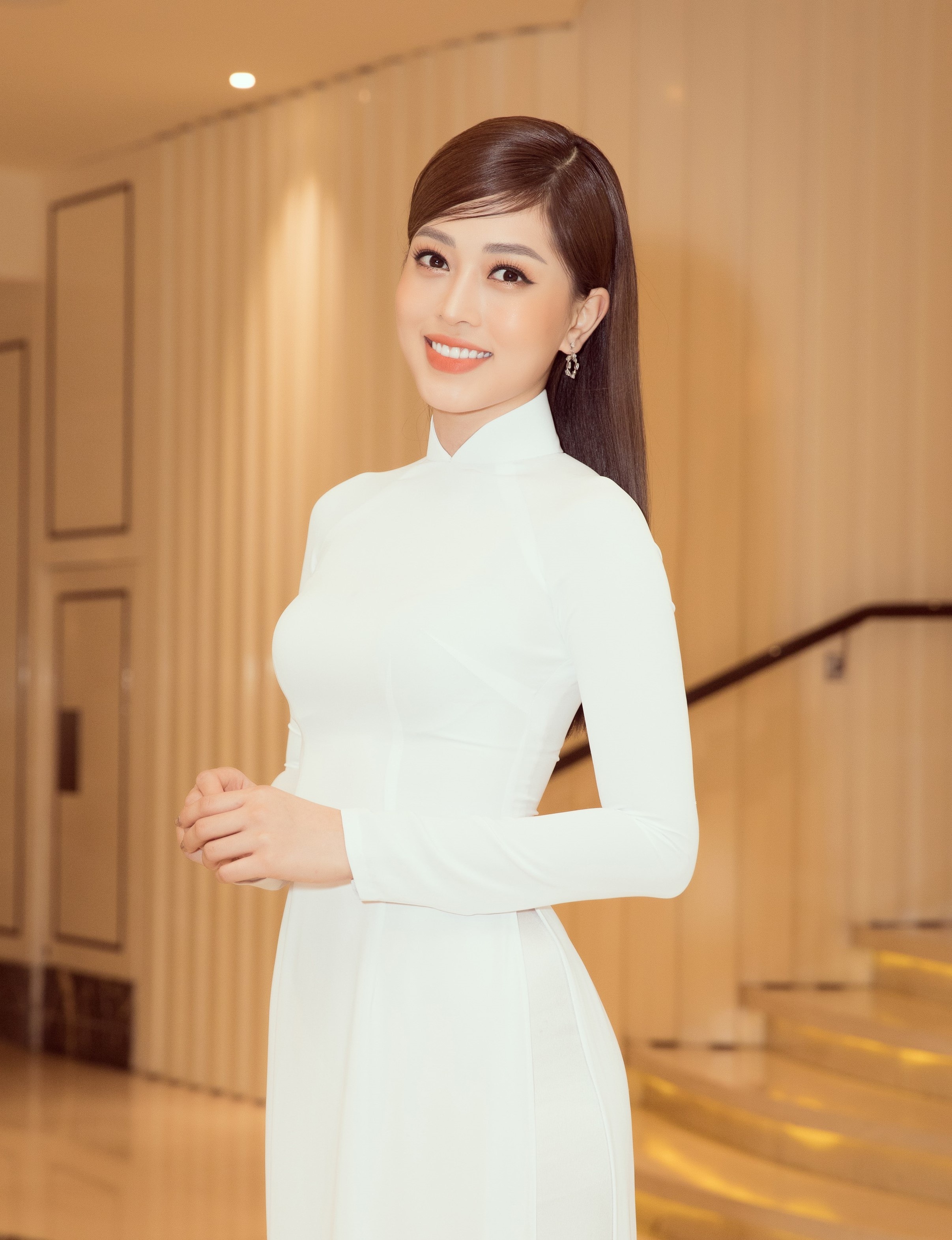 Hoa hau Viet Nam Tran Tieu Vy anh 5