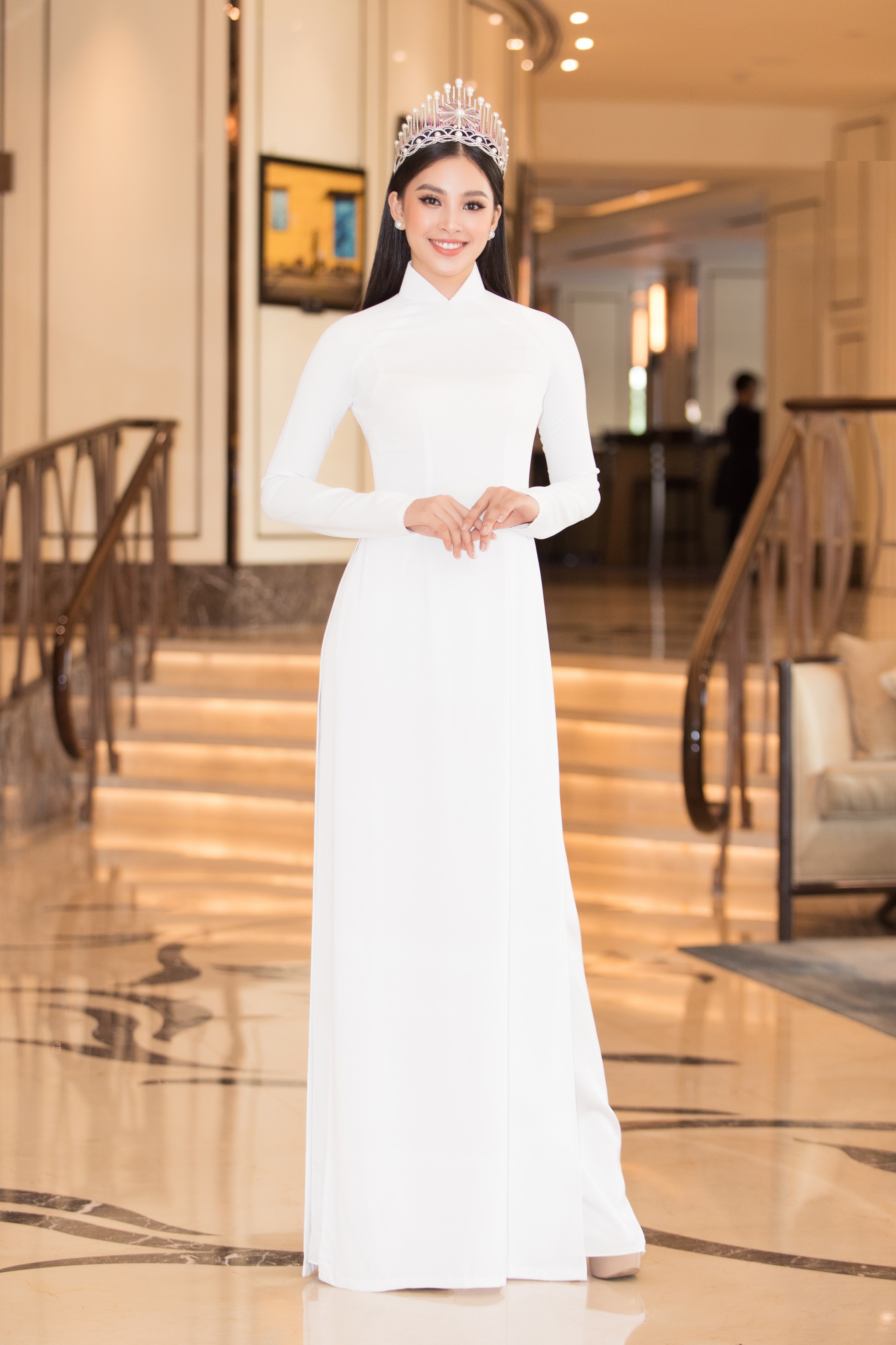 Hoa hau Viet Nam Tran Tieu Vy anh 2