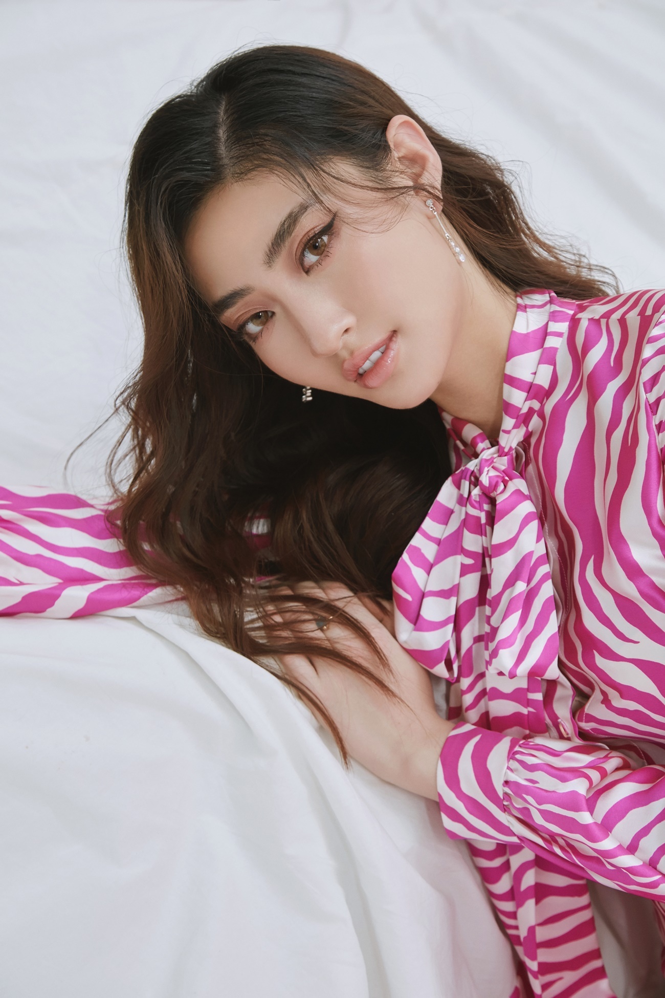 luong thuy linh anh 2