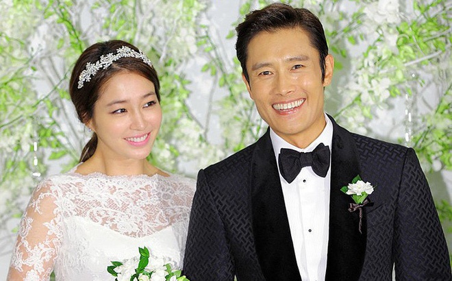 Sao nu ‘Vuon sao bang’ va noi cay dang khi Lee Byung Hun ngoai tinh hinh anh