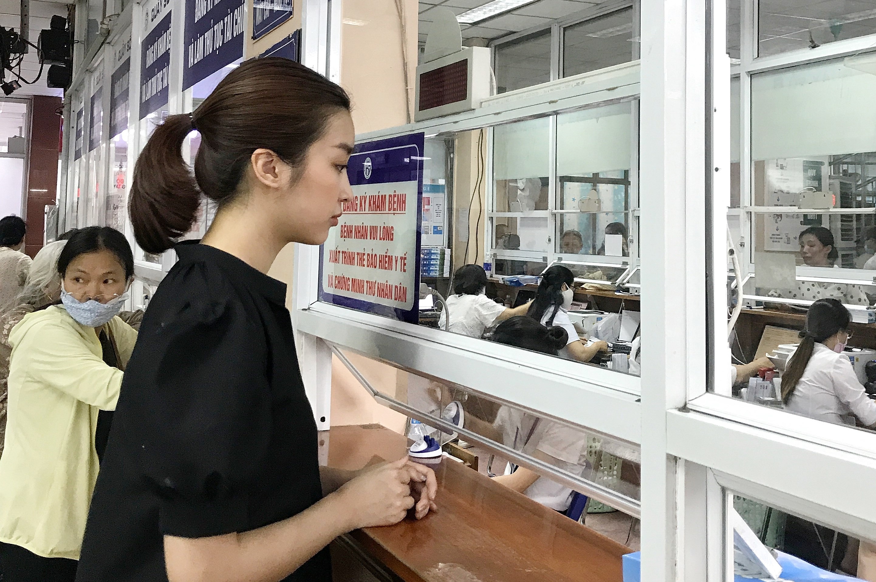 Do My Linh ho tro cho be so sinh bi bo roi 3 ngay duoi ho gas hinh anh