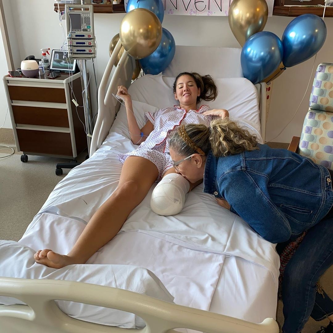 hoa hậu colombia cưa chân ảnh 2 hoa hau colombia cua chan anh 2