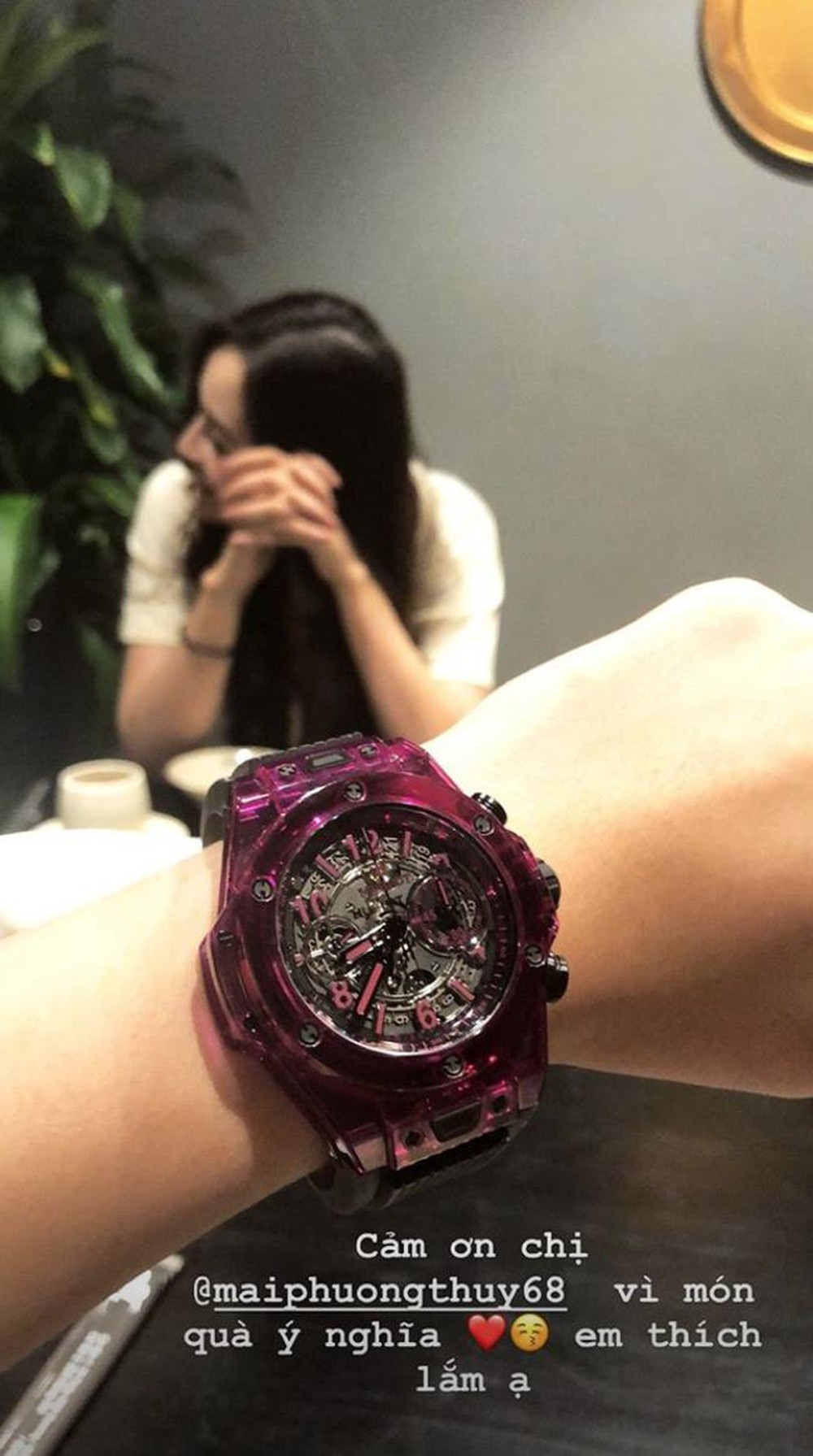 hoi ban than hoa hau cua showbiz anh 5