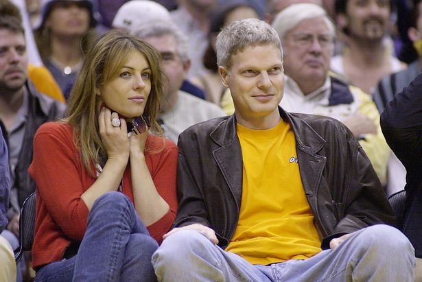 Steve Bing nhay lau tu tu anh 2