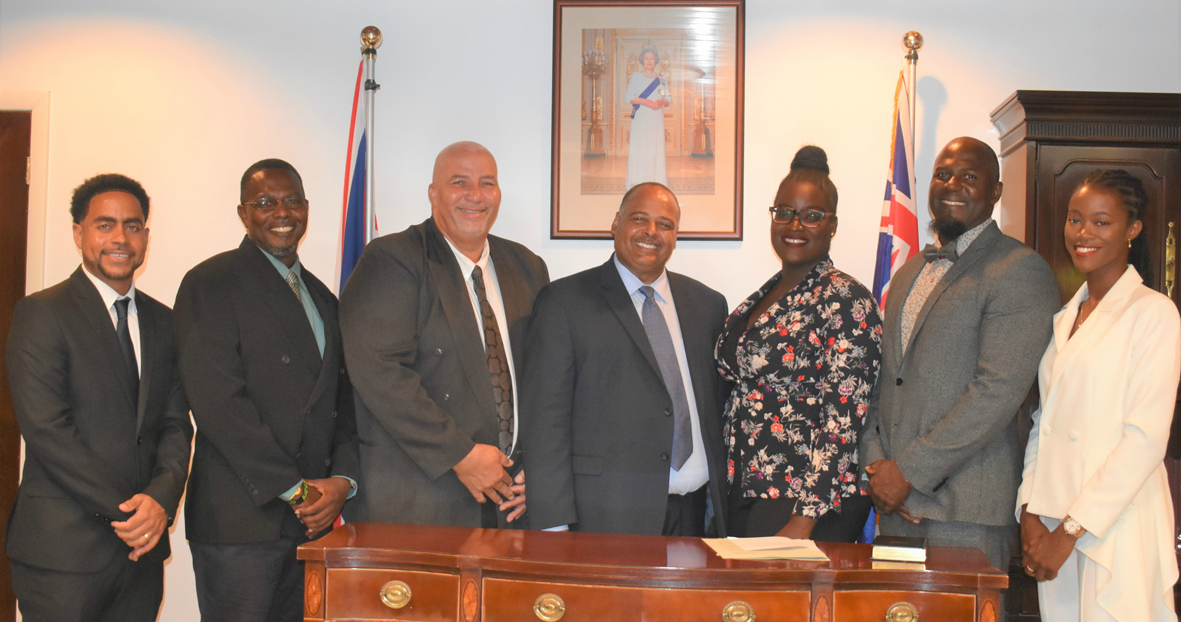 hoa hau hoan vu anh gia nhap ha vien anh 1