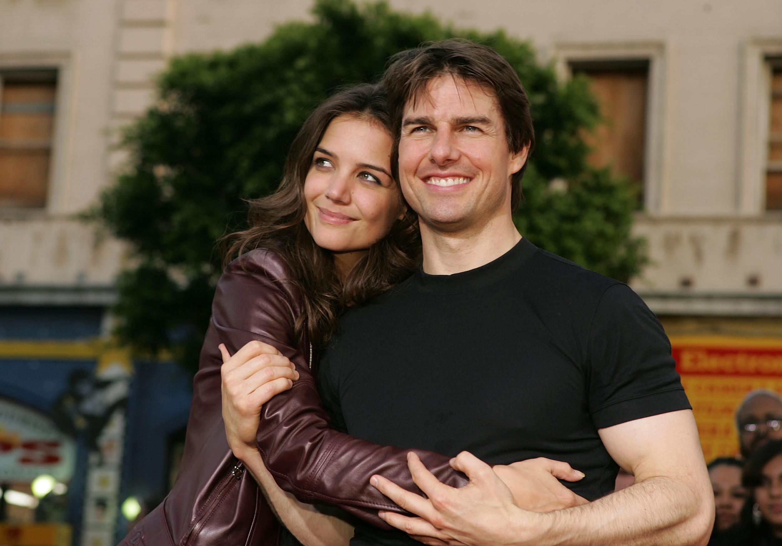 Katie Holmes song sao sau 8 nam ly hon Tom Cruise? hinh anh
