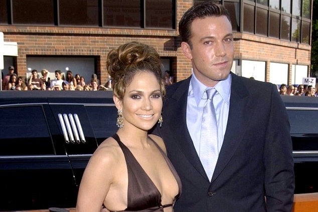 Nguoi Doi cua nuoc My ra sao sau nghien ngap va do vo hon nhan? hinh anh