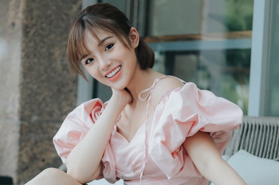 Nhat Ha 'Gia dinh phep thuat': 'Khong tiec vi cuoi chong khi dang noi' hinh anh