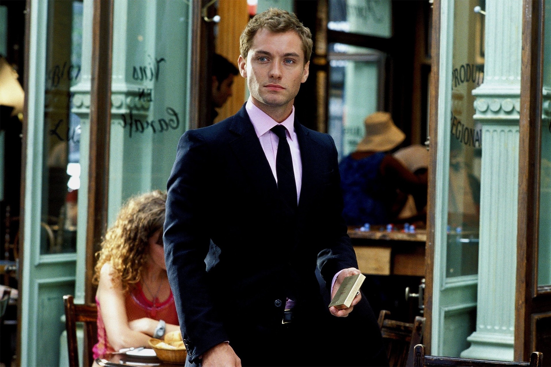 nguoi dan ong quyen ru nhat 2004 anh 3