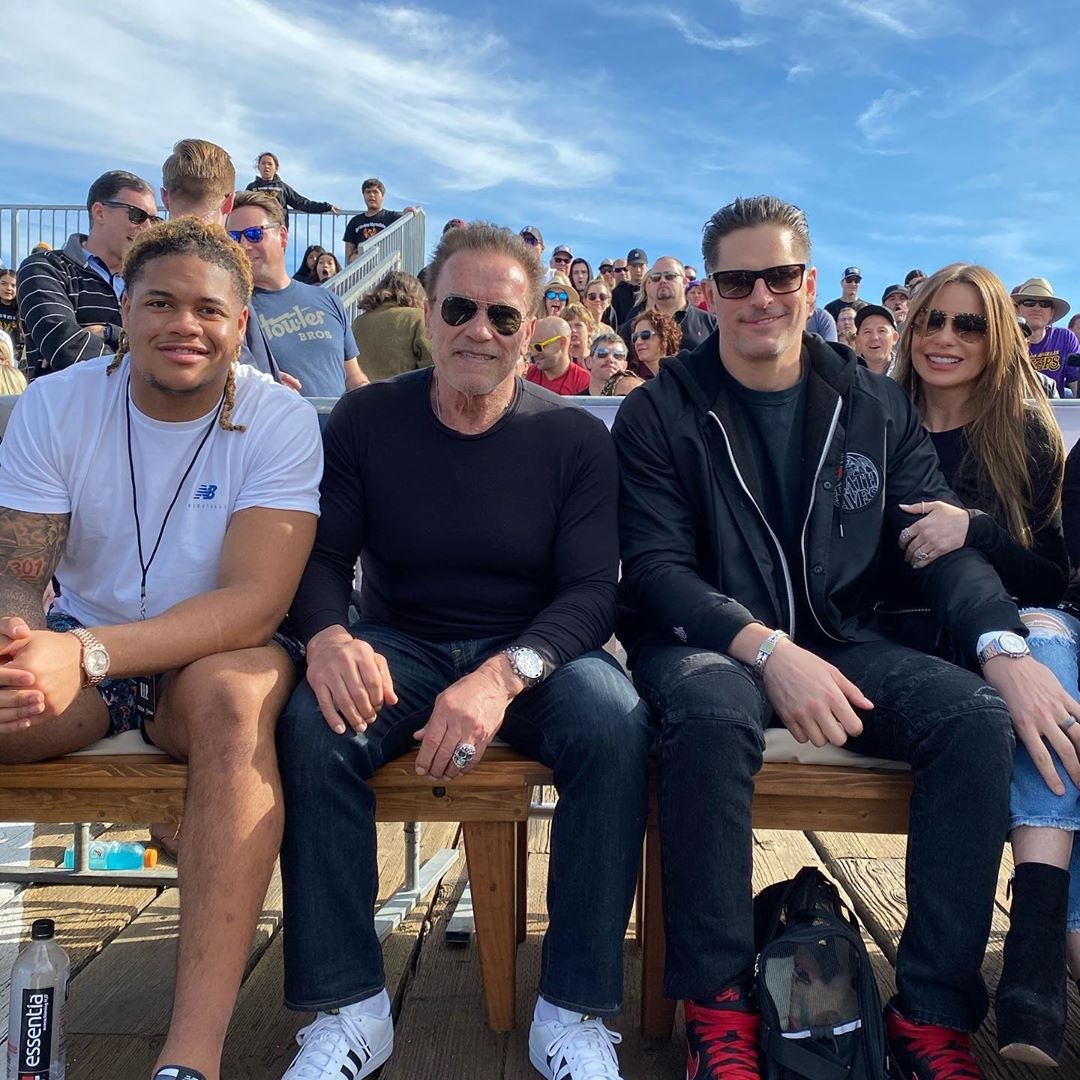 ke huy diet Arnold Schwarzenegger anh 10